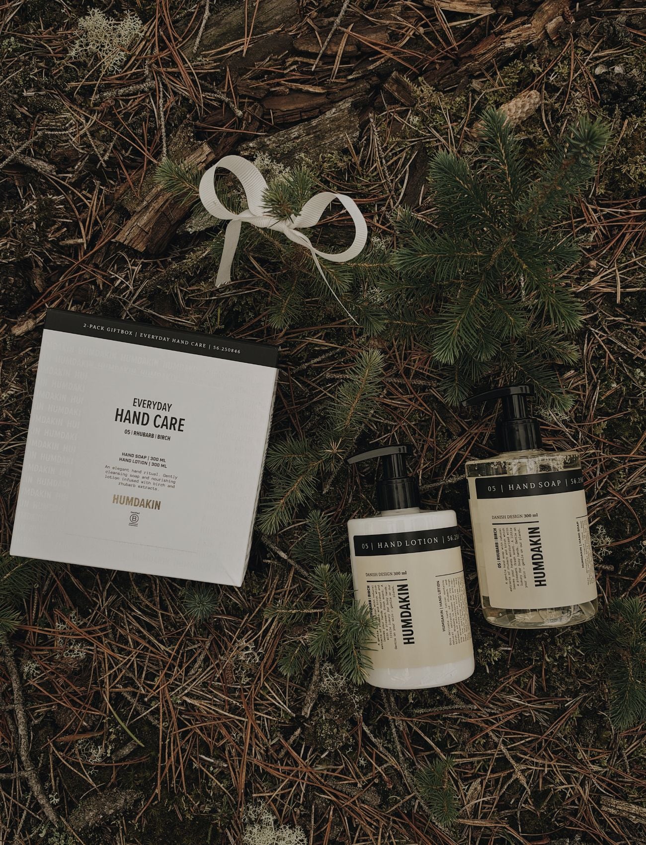 HUMDAKIN Gaveæske - 05 Håndplejesæt - Rabarber & Birk Hand Care